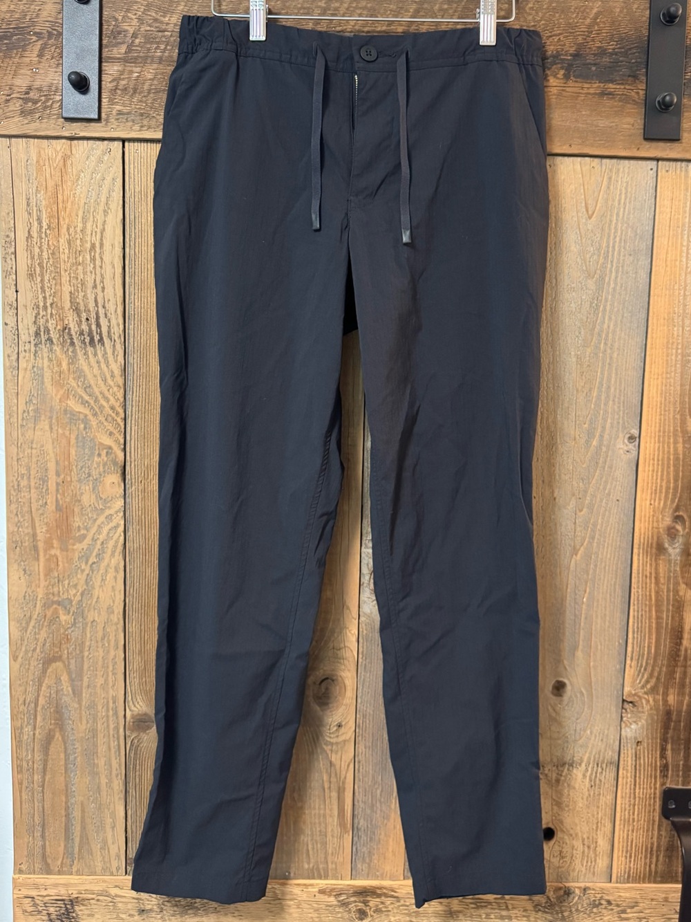 REI Cooperative Black Slim Drawstring Joggers